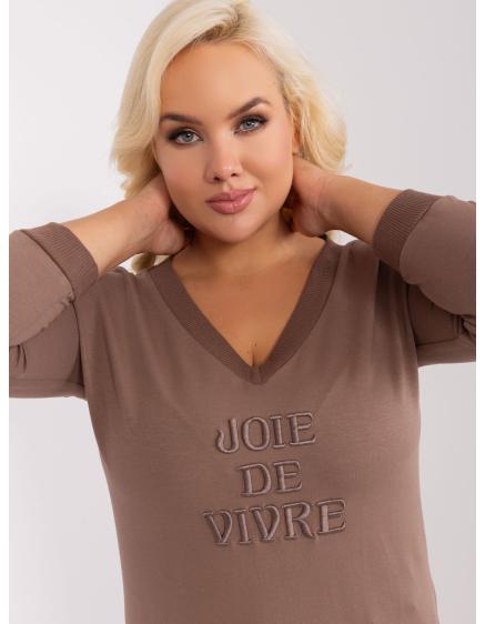 Dámska plus size blúzka s rebrovaným lemom BOTA hnedá