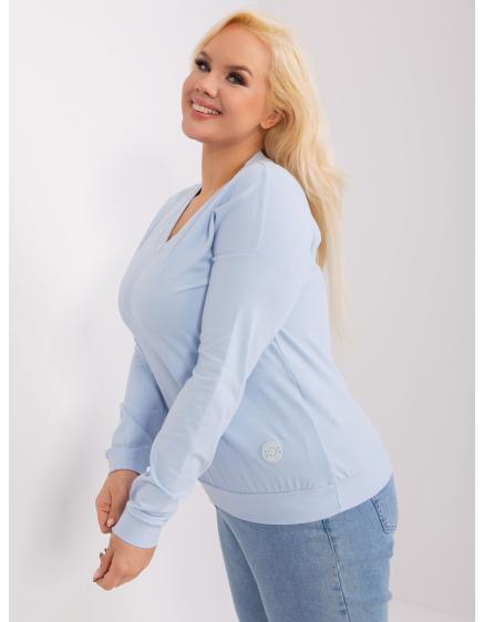 Dámska blúzka s výstrihom do V plus size svetlomodrá