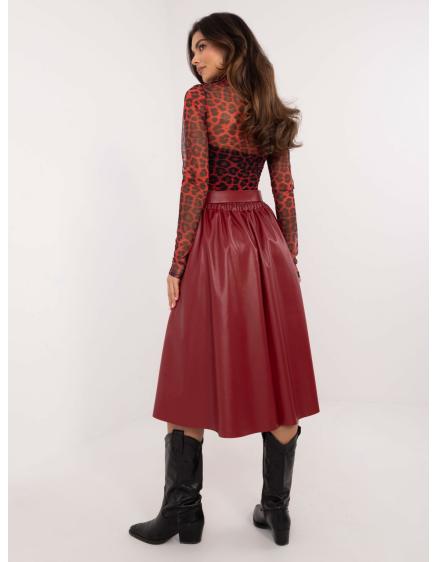 Vínová elegantná sukňa z ekokože