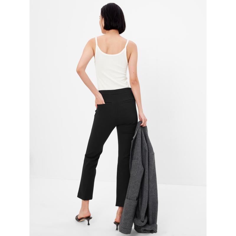 Elegantné nohavice s výstrihom