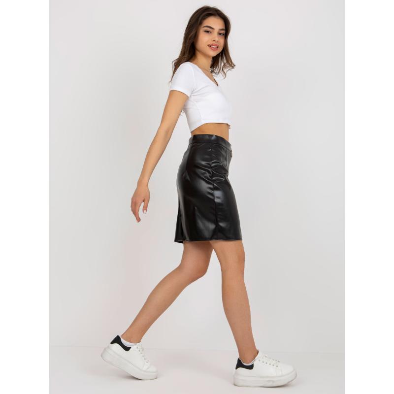 Dámska sukňa z ekokože TRIKITA čierna