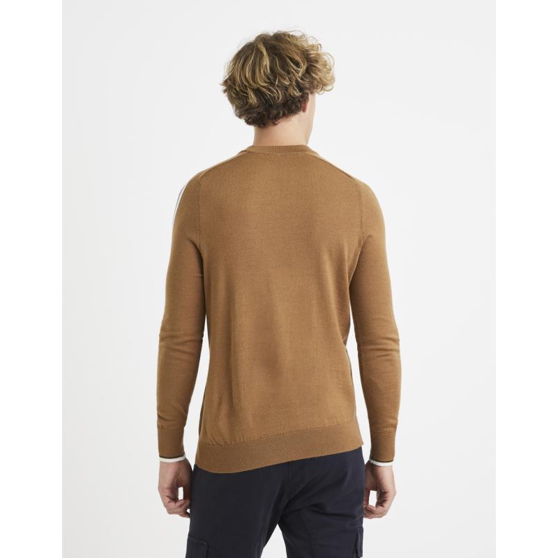 Vlněný svetr Veritas s pruhy