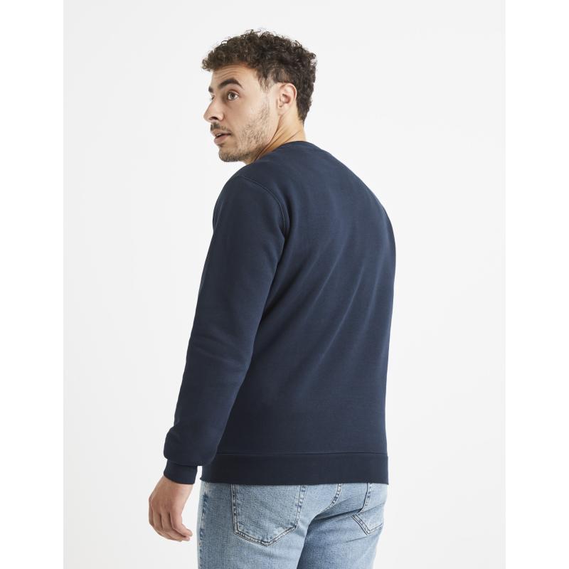 Mikina s kapucňou Veseven