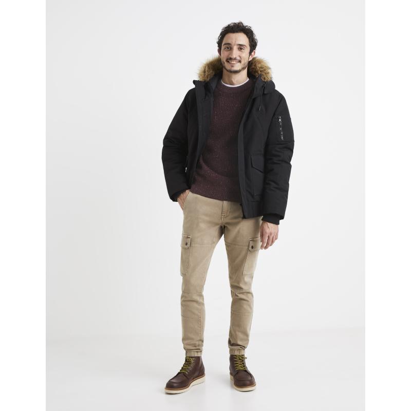 Pletený svetr Venepsey s nopky