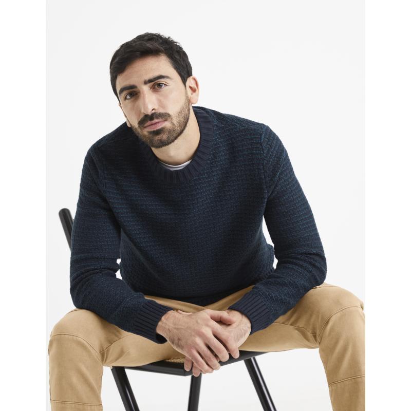 Svetr Vecountry se vzorem