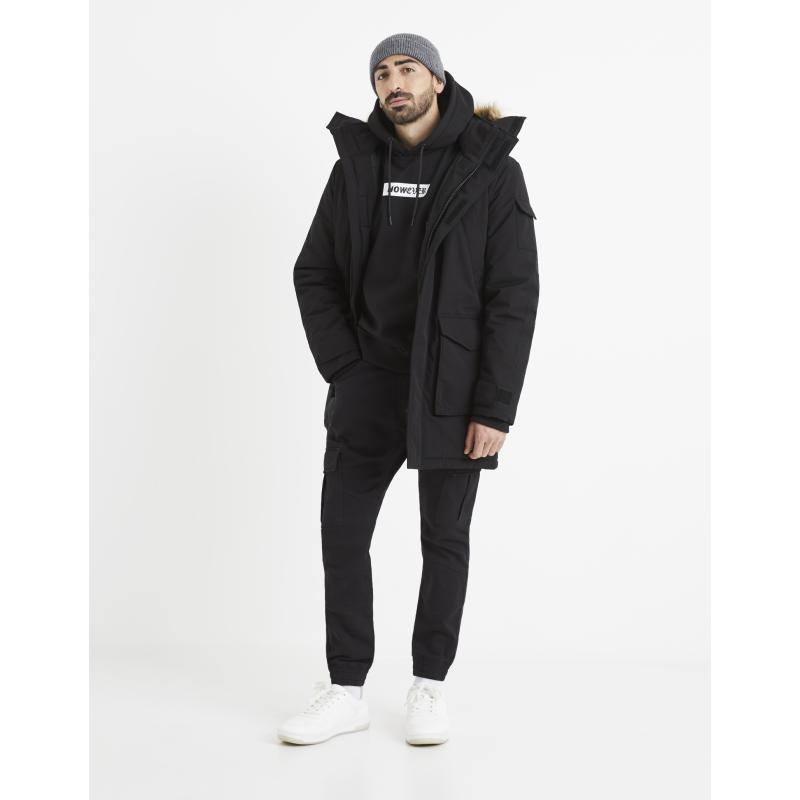 Vetype mikina s kapucňou