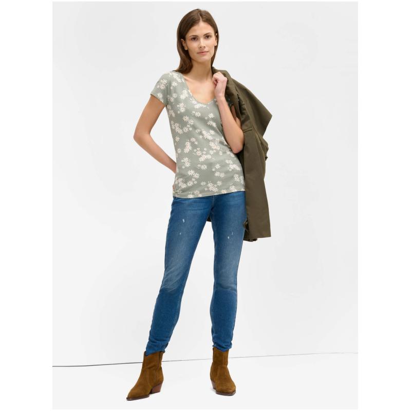 Světle zelené květované tričko