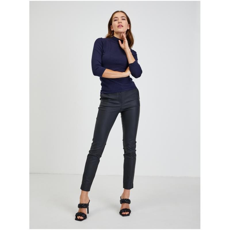 Tmavě modrý dámský svetr s ozdobnými knoflíky