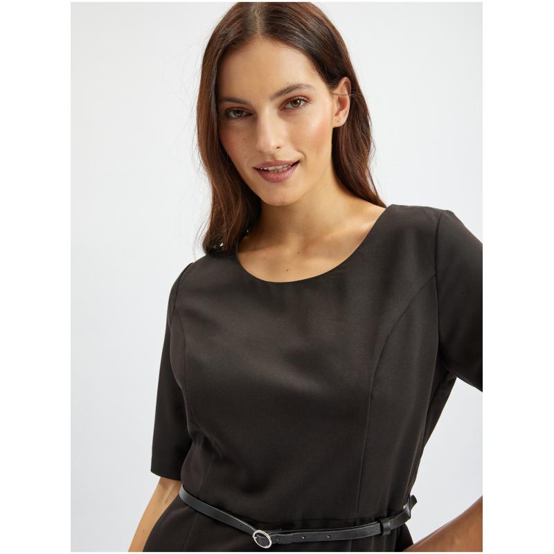 Černé dámské šaty