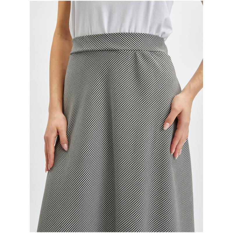 Bielo-čierna dámska vzorovaná sukňa