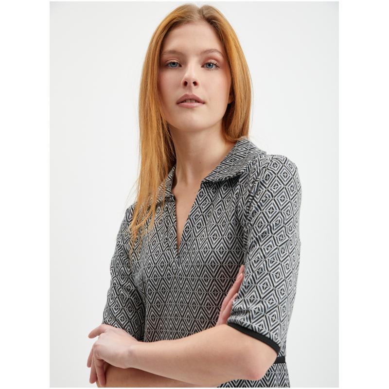 Čierne dámske vzorované svetrové šaty