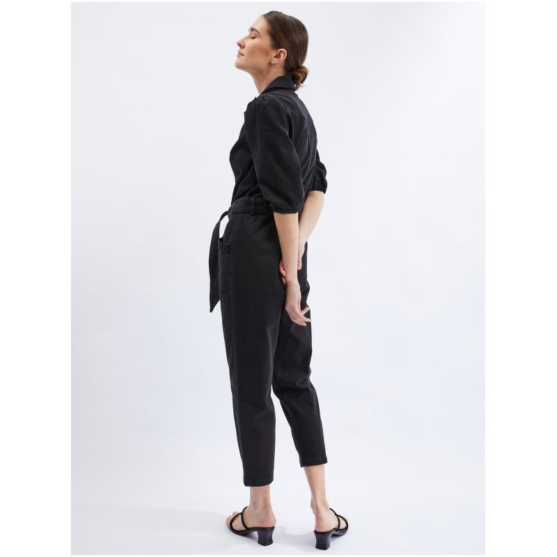 Fekete női farmernadrágos kezeslábas