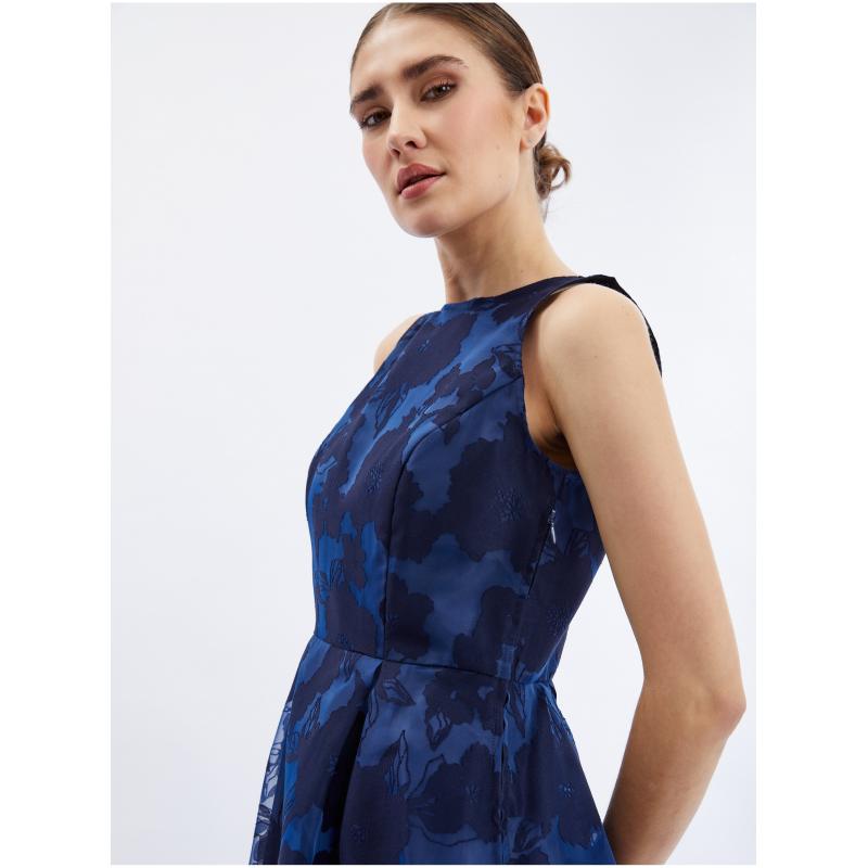 Sötétkék női ruha díszes részletekkel