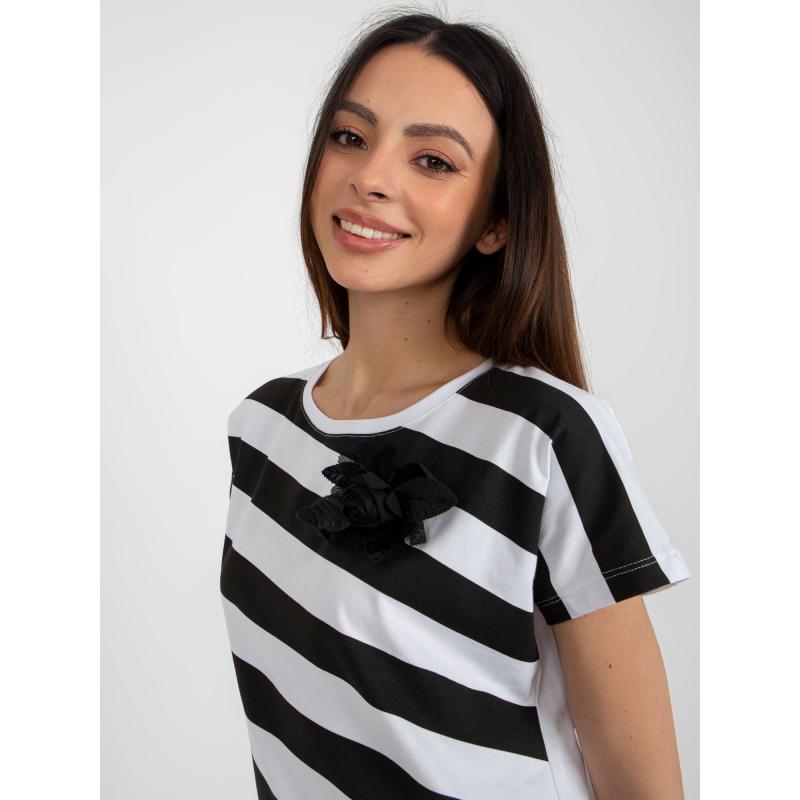 Női blúz virágos részletekkel LINES fekete és fehér