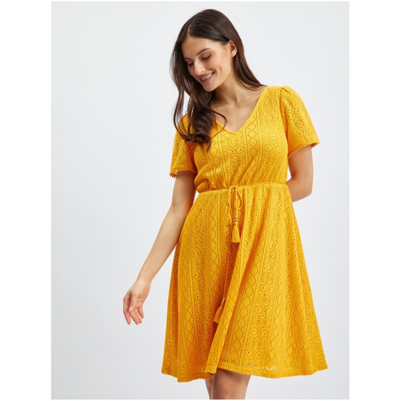 Žlté dámske vzorované šaty