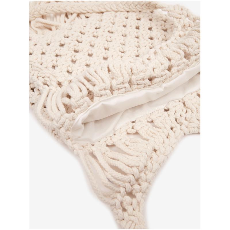 Bílá dámská pletená taška s ozdobným detailem