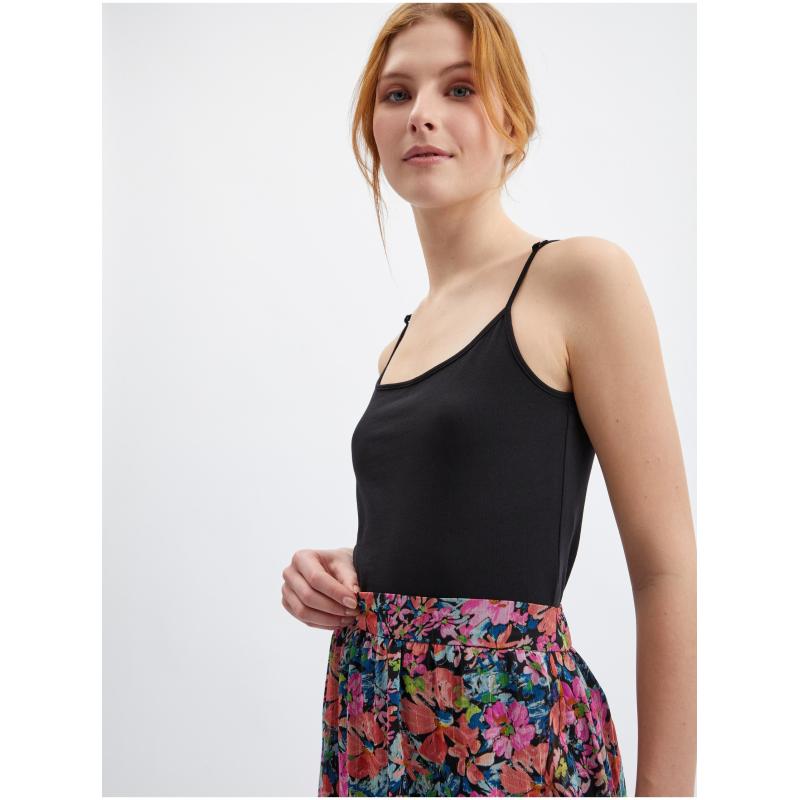 Červeno-černá květovaná sukně