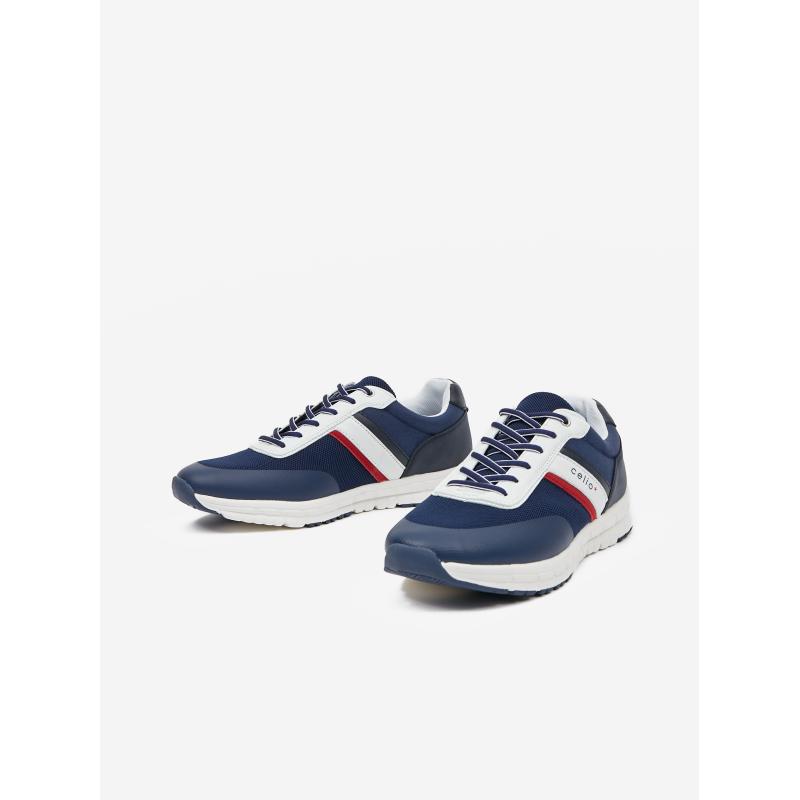 Tmavě modré sportovní tenisky