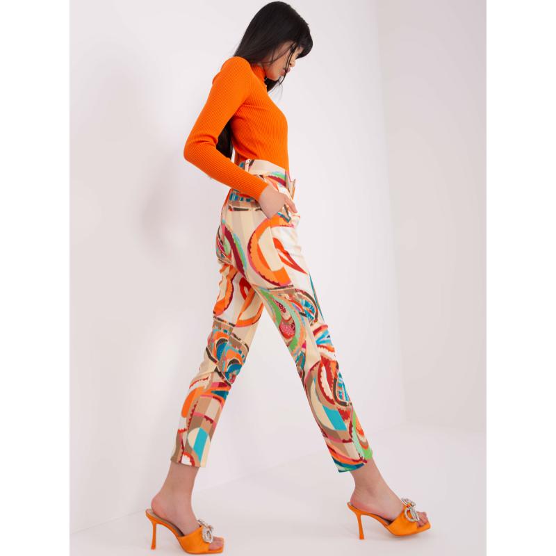 Női nyomtatott szövetnadrág IRL bézs színben