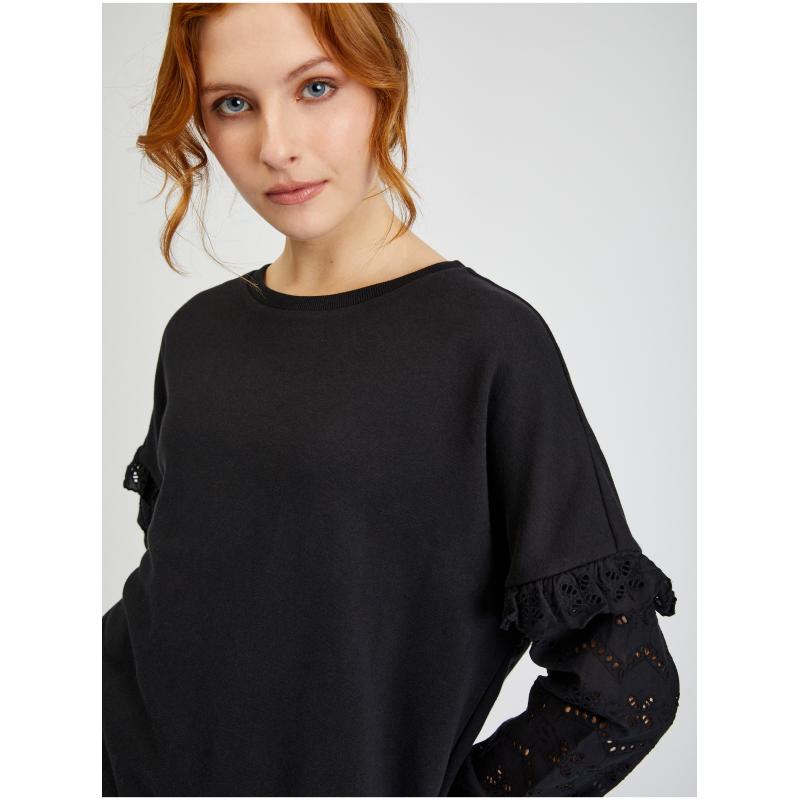 Fekete női pulóver díszes ujjakkal