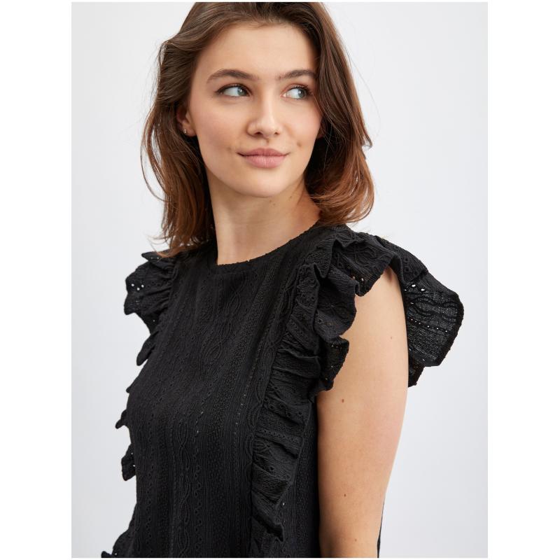 Čierna dámska košeľa s volánom