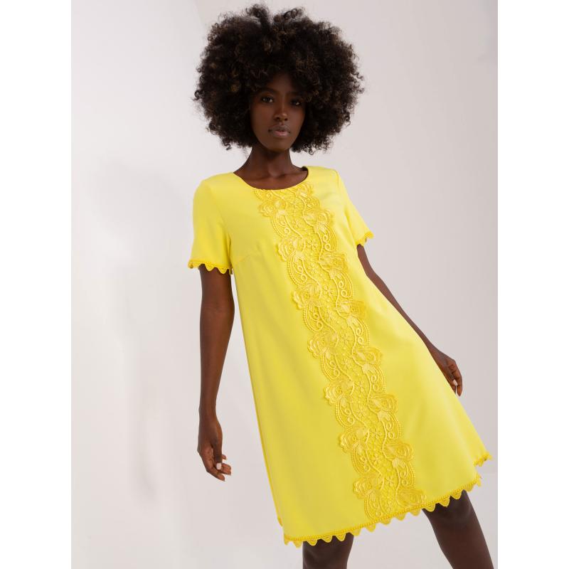 Dámske čipkované koktailové šaty ATL žltá