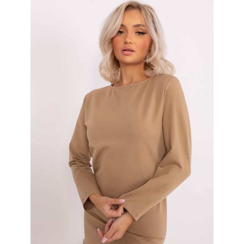 Női ruha fodros szegéllyel LU sötétbézs színű