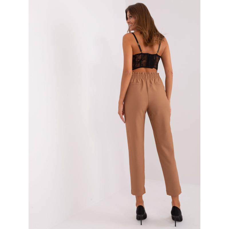 Dámské kalhoty s kapsami OCH BELLA hnědé 