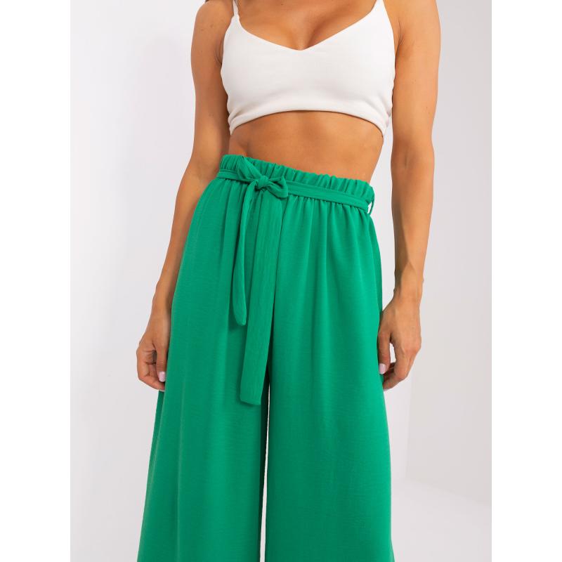 Dámské kalhoty z látky OCH BELLA zelené