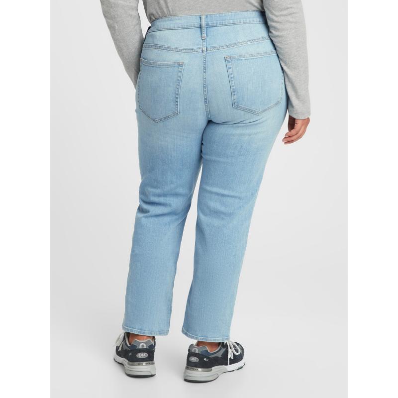 Rovné džínsy so stredným vzrastom