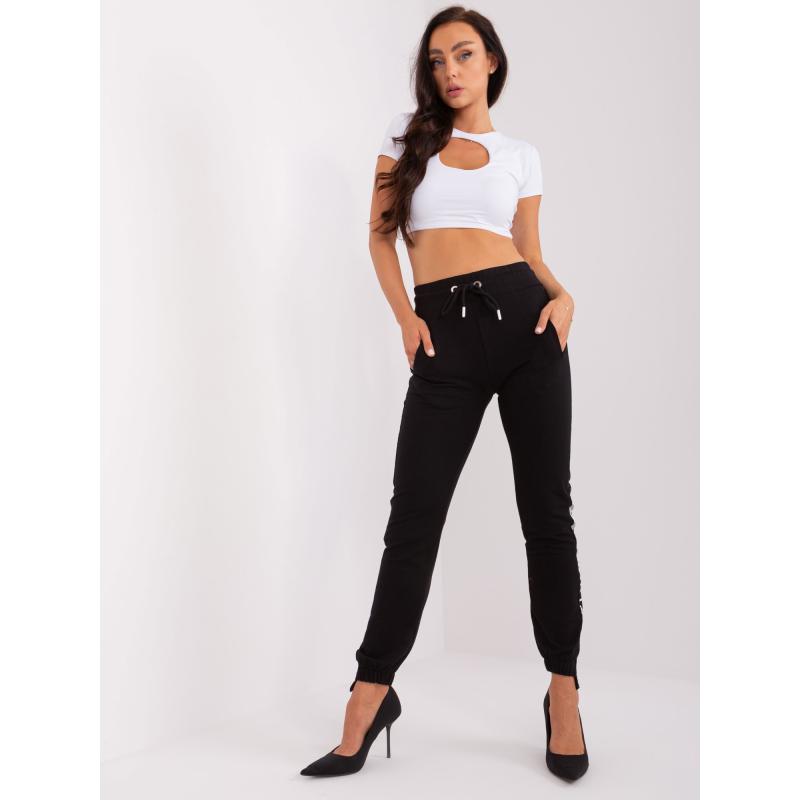 Dámské tepláky s aplikací DANA černé 