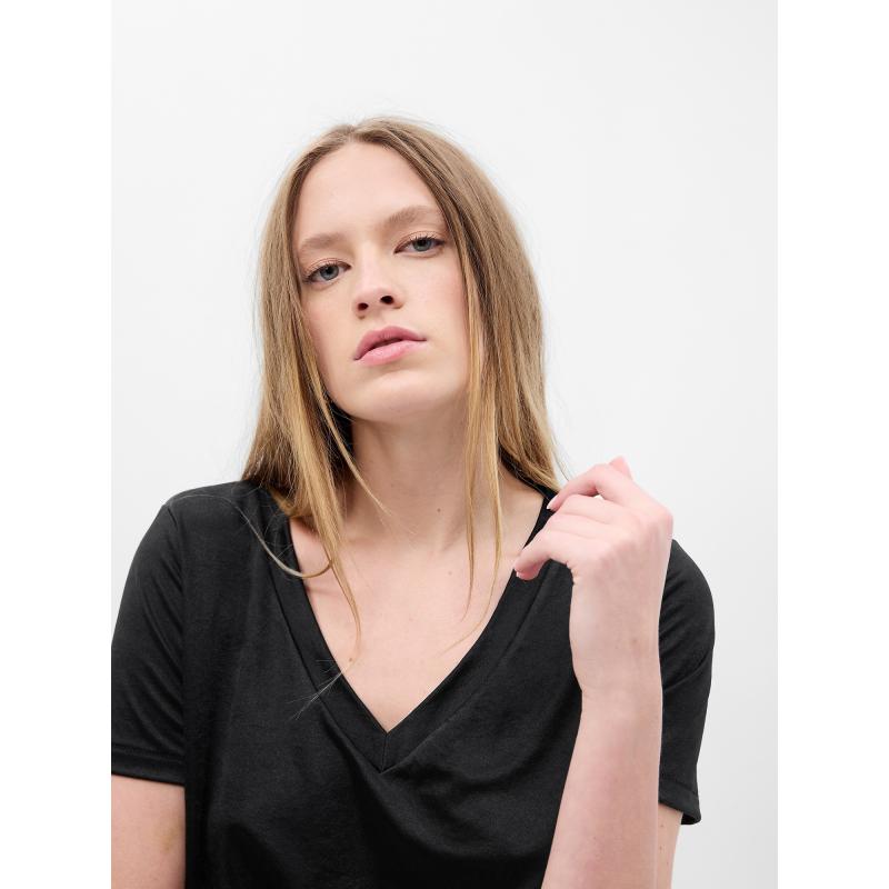 Tričko s výstřihem do V