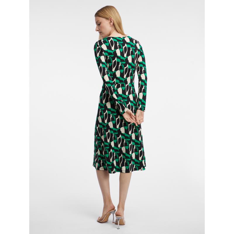 Zelené dámské vzorované šaty