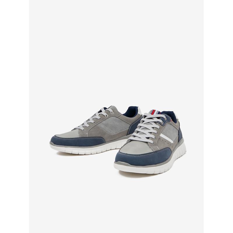 Šedé sportovní tenisky