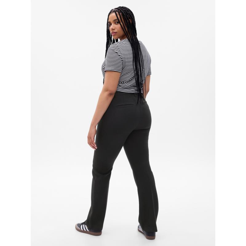 Roztiahnuté nohavice s vysokým pásom