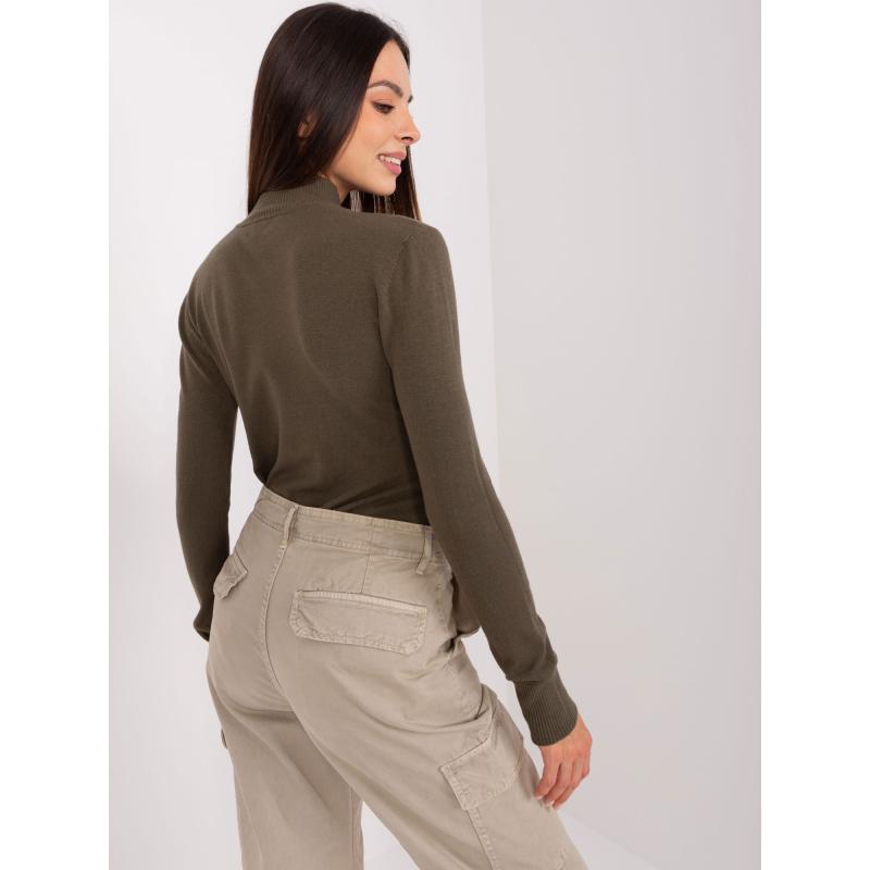 CUY női bordázott garbó pulóver khaki színben