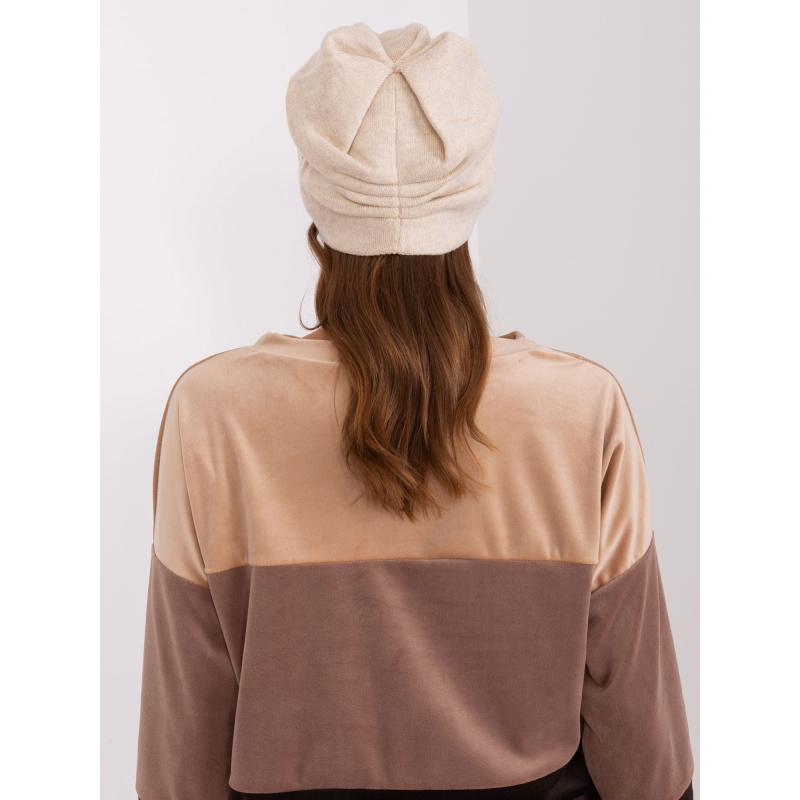 Dámská čepice s květinou RAL světle béžová 