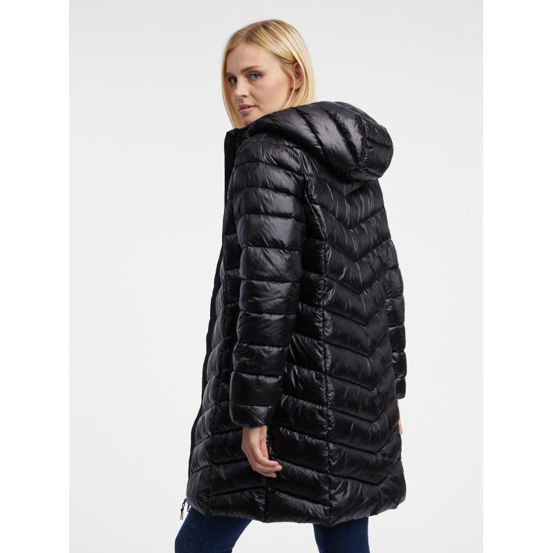 Fekete női steppelt kabát