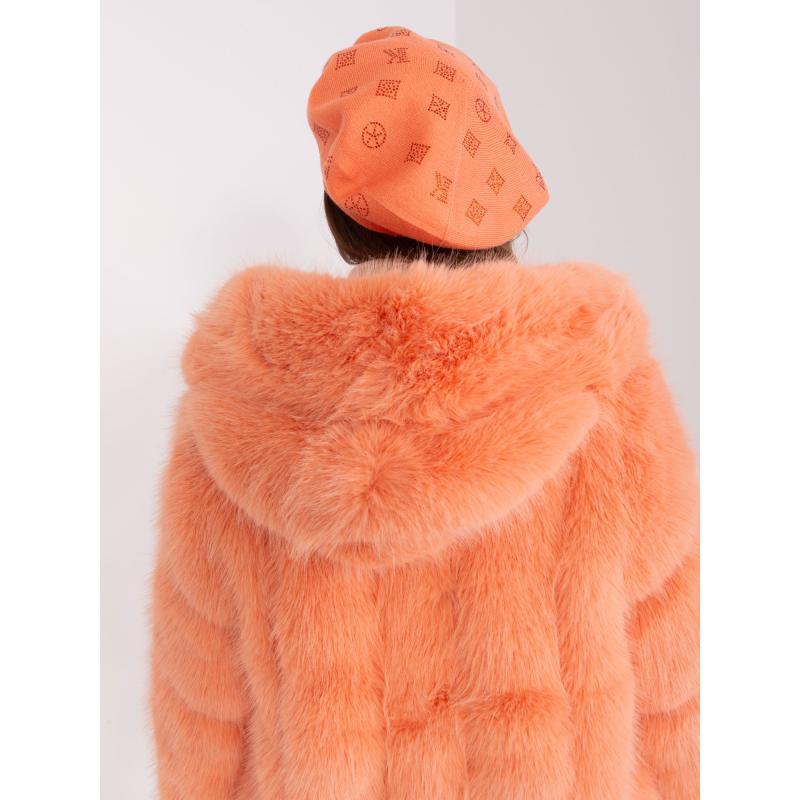 Női barett PARUAH applikációval barack színű