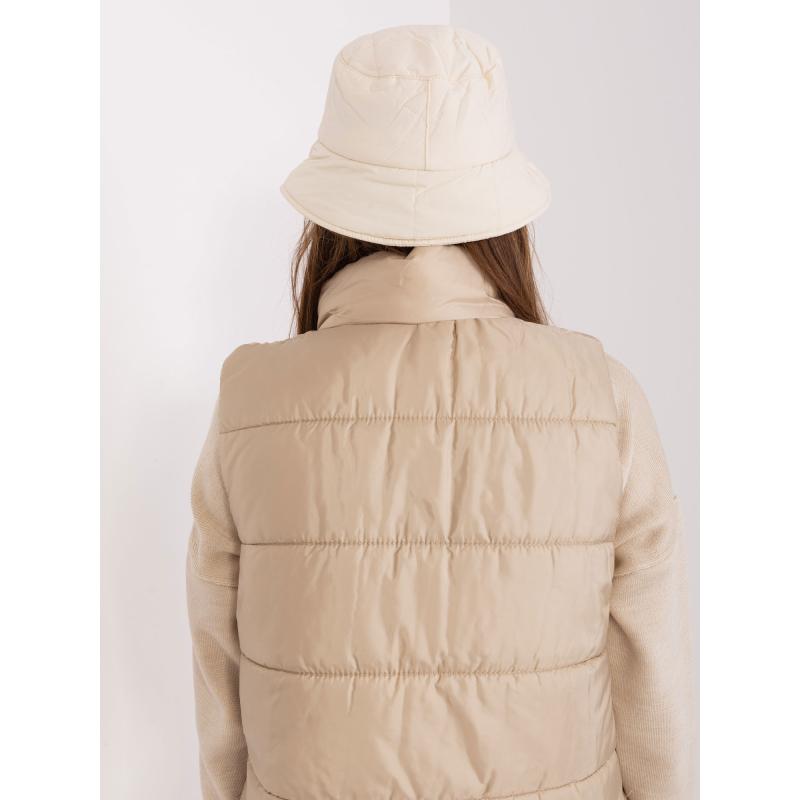 Női sapka steppeléssel KEDAR világos bézs