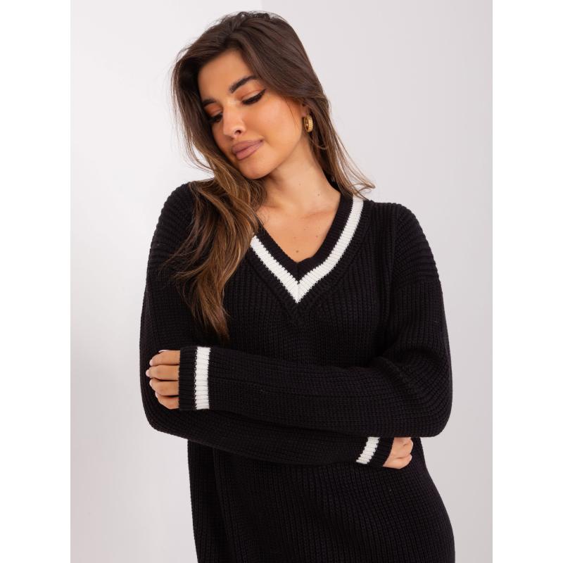 Dámské šaty s výstřihem do V TINA černé 