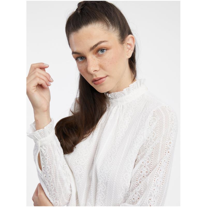 Biela dámska čipkovaná blúzka