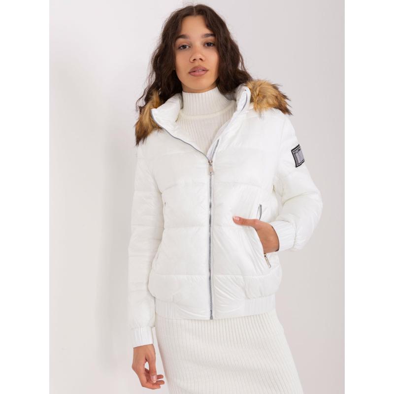 Női kabát levehető kapucnival RENATA fehér