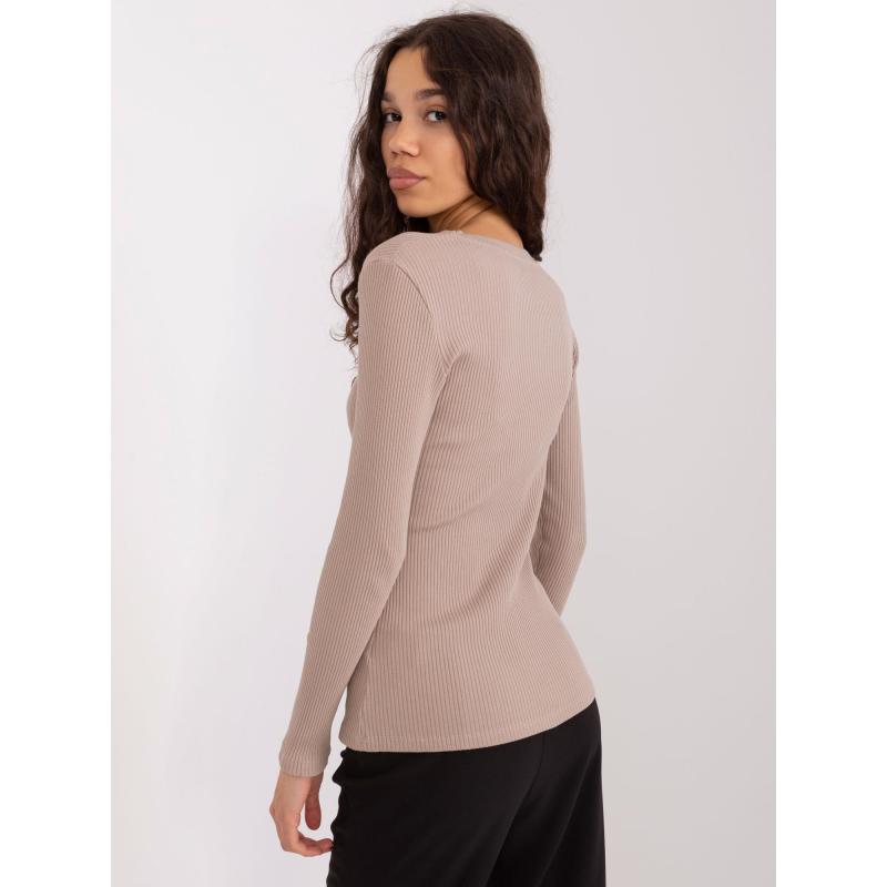 Női blúz BASIC FEEL GOOD részletekkel sötétbézs színben