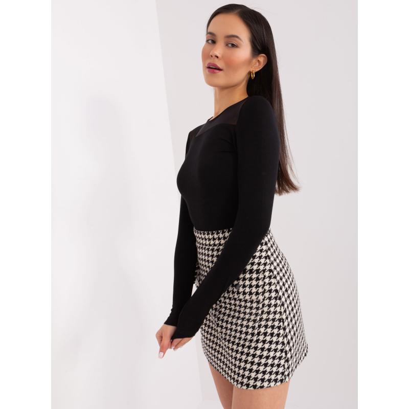 Női blúz nyakkivágással BASIC FEEL GOOD fekete