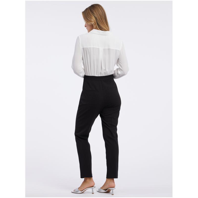 Fekete-fehér női kezeslábas