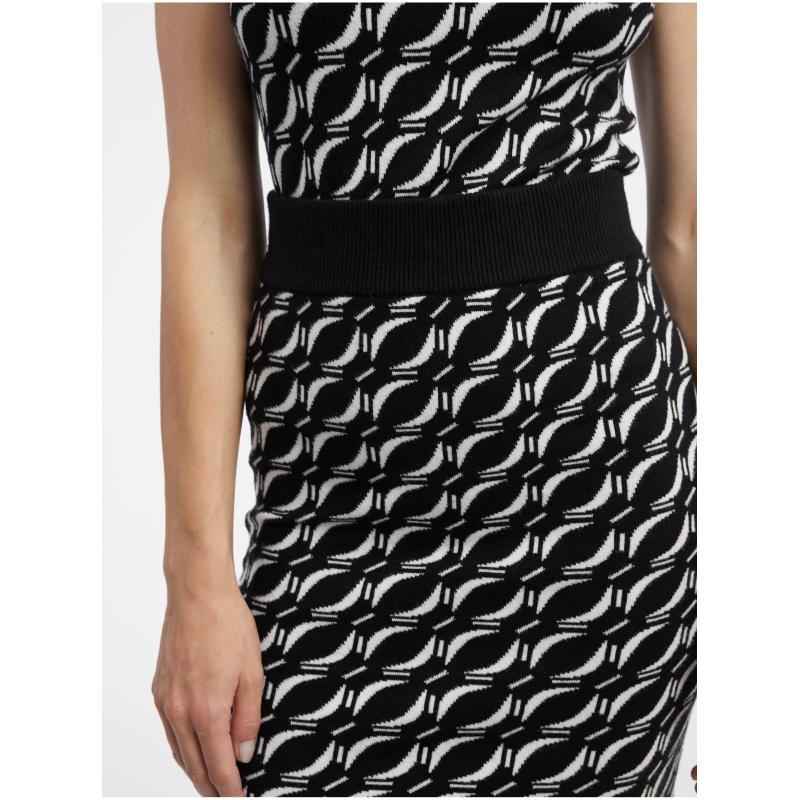 Bílo-černá dámská vzorovaný svetrová sukně