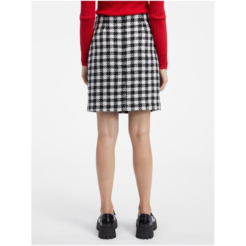 Bielo-čierna dámska kockovaná sukňa
