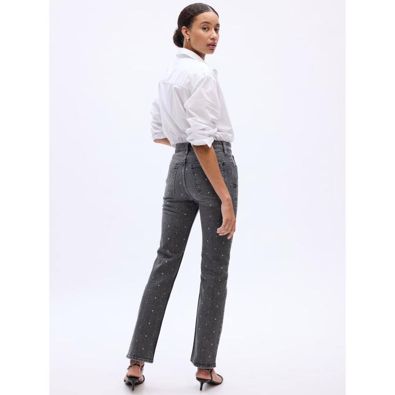 Egyenes, magasan felsőrészű farmernadrág