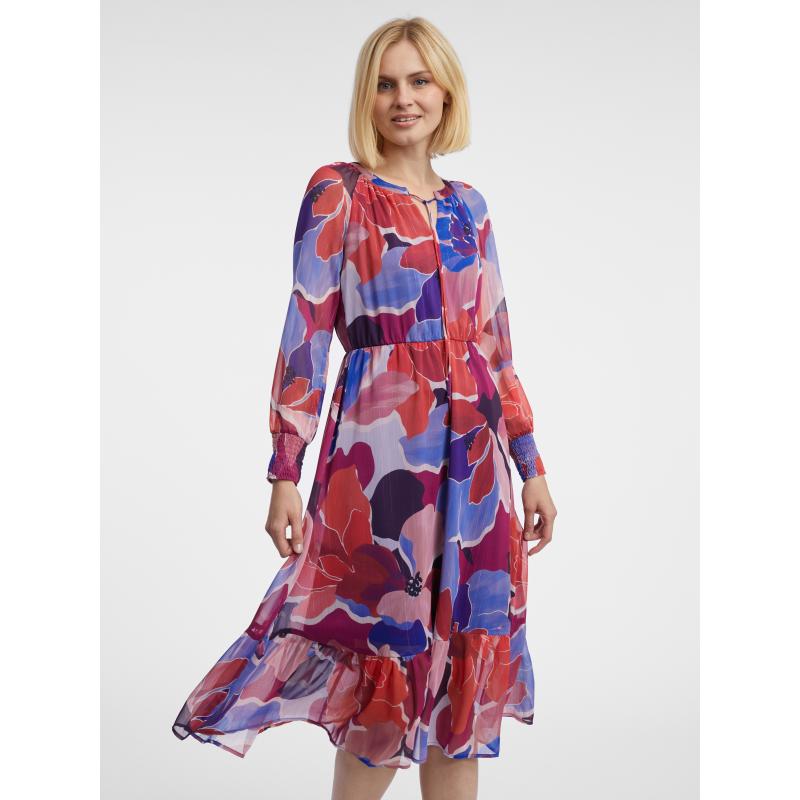 Červené dámske kvetinové šaty